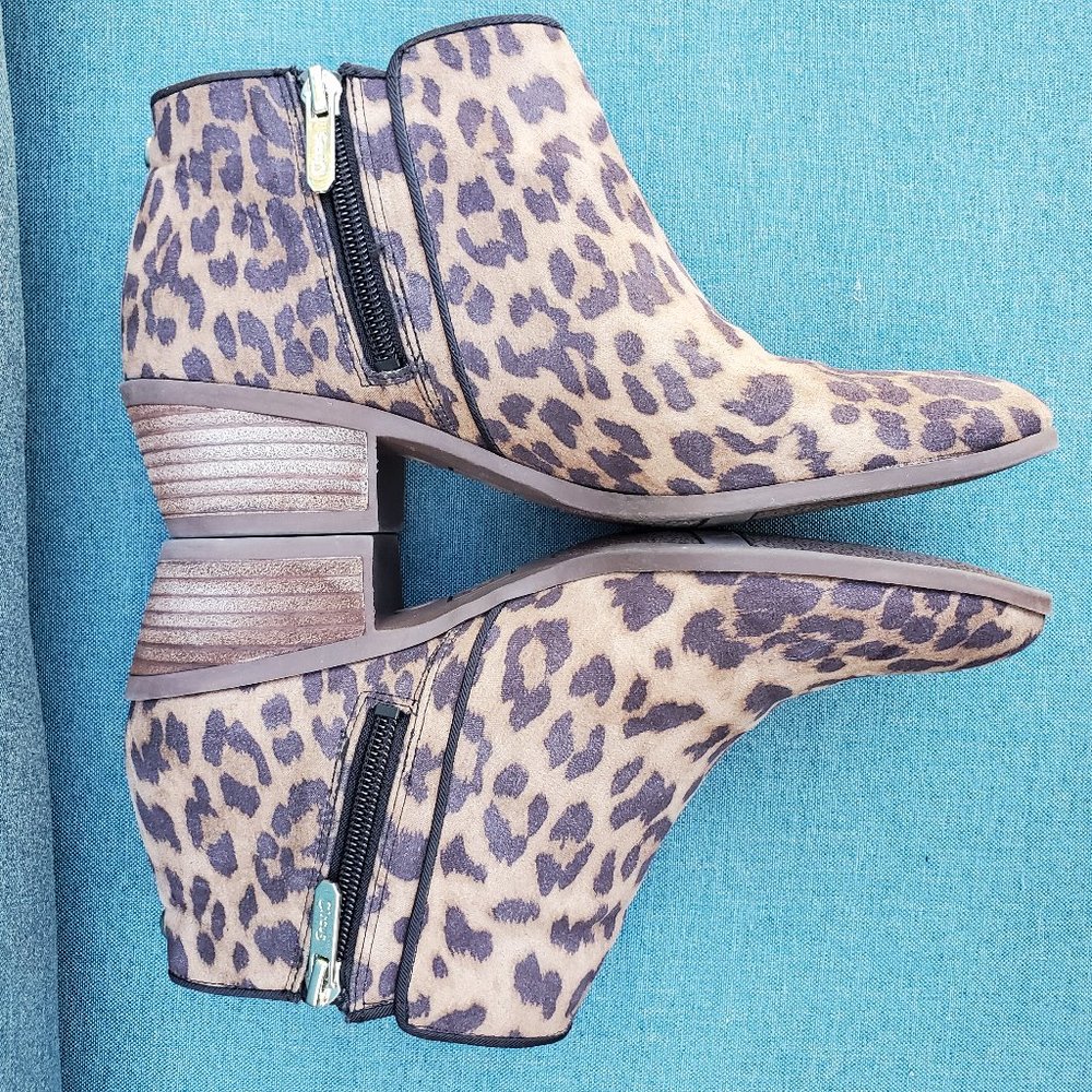 Circus by Sam Edelman's Preston Ankle Boots - Picture 6 of 9